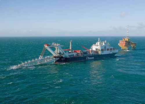 S-Lay Barge - Allseas vessel 
